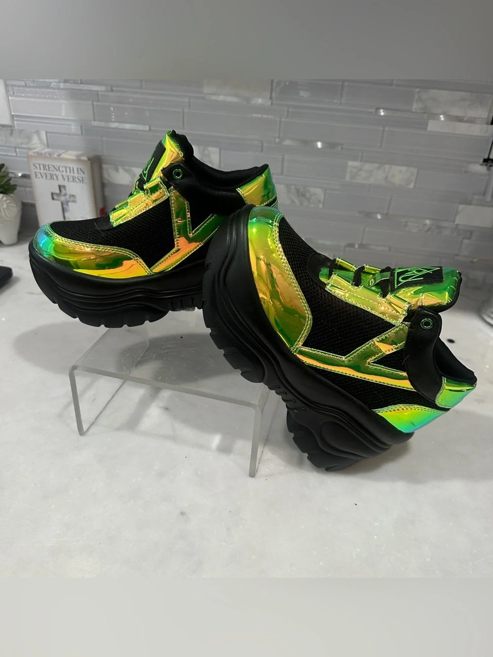 NWOT YRU Matrixx Lime Green Platform Sneakers | Size 6